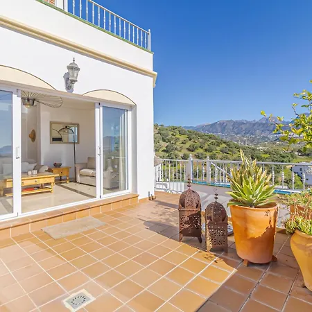 Vistas Al Mar Villa *